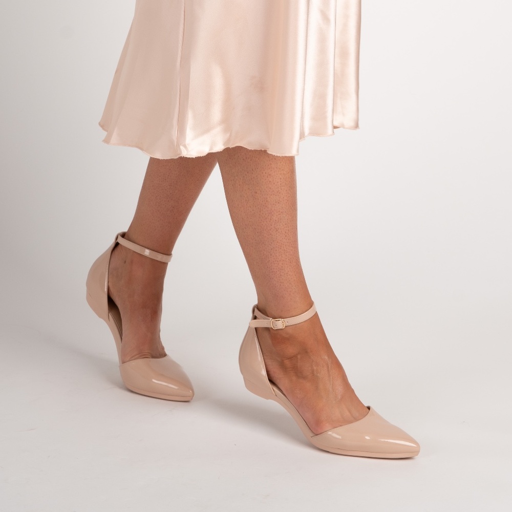 CONVERTIBLE HEEL - Pashion 1.0 The D'Orsay - Sand Patent Stiletto 3 Inch - Picture 2 of 4